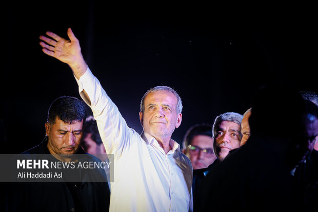 1403 yılında İran'da ve dünyada neler oldu?