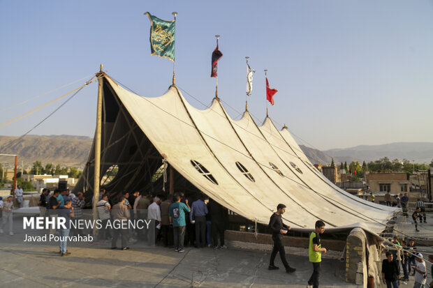 خیمه های ۴۰۰ ساله در اقامه عزای سیدالشهدا(ع)