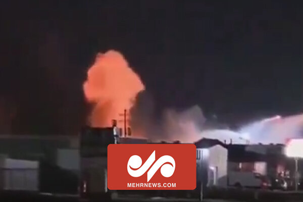 لحظه انفجار شدید در کارخانه تولید جنگ‌افزار آمریکا