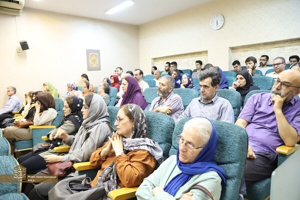 سه معنای ایران و حضور عواطف نسبت به ایران در غزل صائب تبریزی