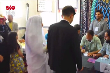 VIDEO: Newly-wed Iranian couple cast vote in Golestan