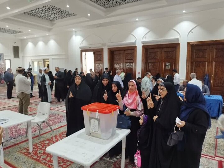 Hürmüz Adası'nda seçim coşkusu Hürmüz Adası'nda seçim coşkusu