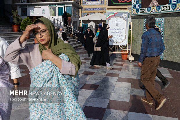 انتخابات چهاردهمین دوره ریاست جمهوری در امام زاده صالح (ع) تهران