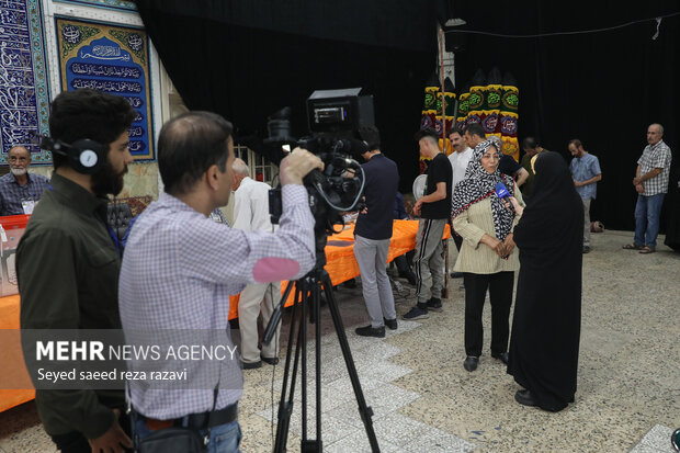 انتخابات مرحله دوم چهاردهمین دوره ریاست جمهوری در مسجد صادقیه 8