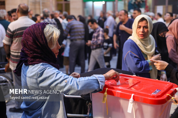 انتخابات چهاردهمین دوره ریاست جمهوری در مسجد الرسول (ص)