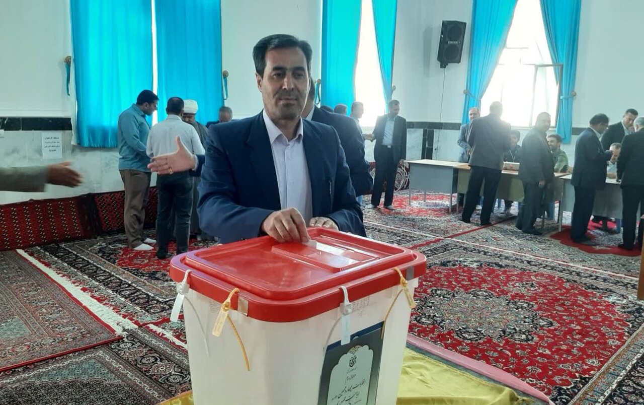 Runoff presidential polls begin in Iran with Pezeshkian-Jalili rivalry