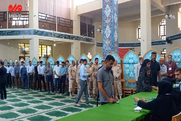 İran'da cumhurbaşkanlığı seçimleri başladı