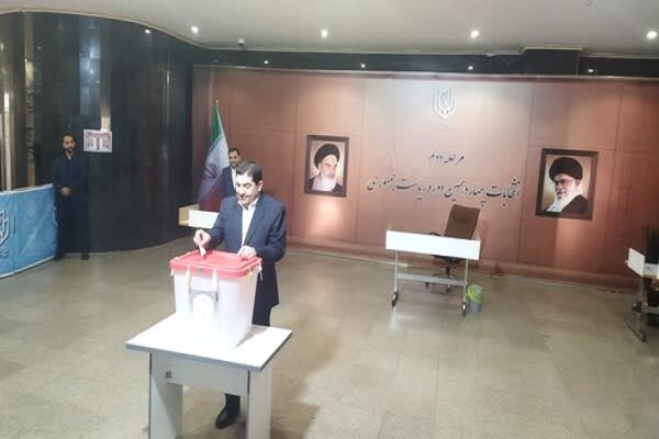 زيادة نسبة المشاركة/تمديد فترة الاقتراع حتى الساعة الـ 24:00 بتوقيت طهران