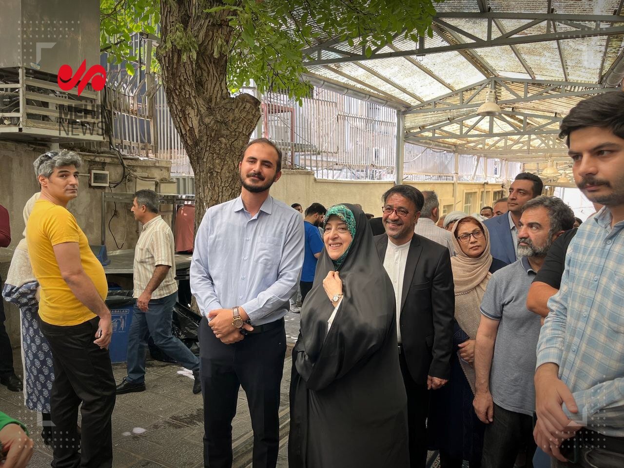 Iranians head to polls in 2nd round of presidential election