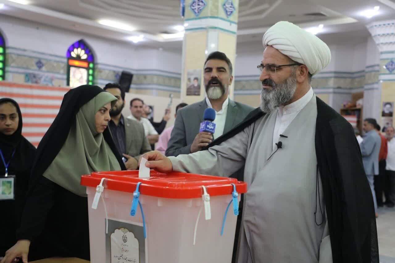 حضور در مرحله دوم انتخابات ریاست جمهوری روز تعیین سرنوشت کشور است