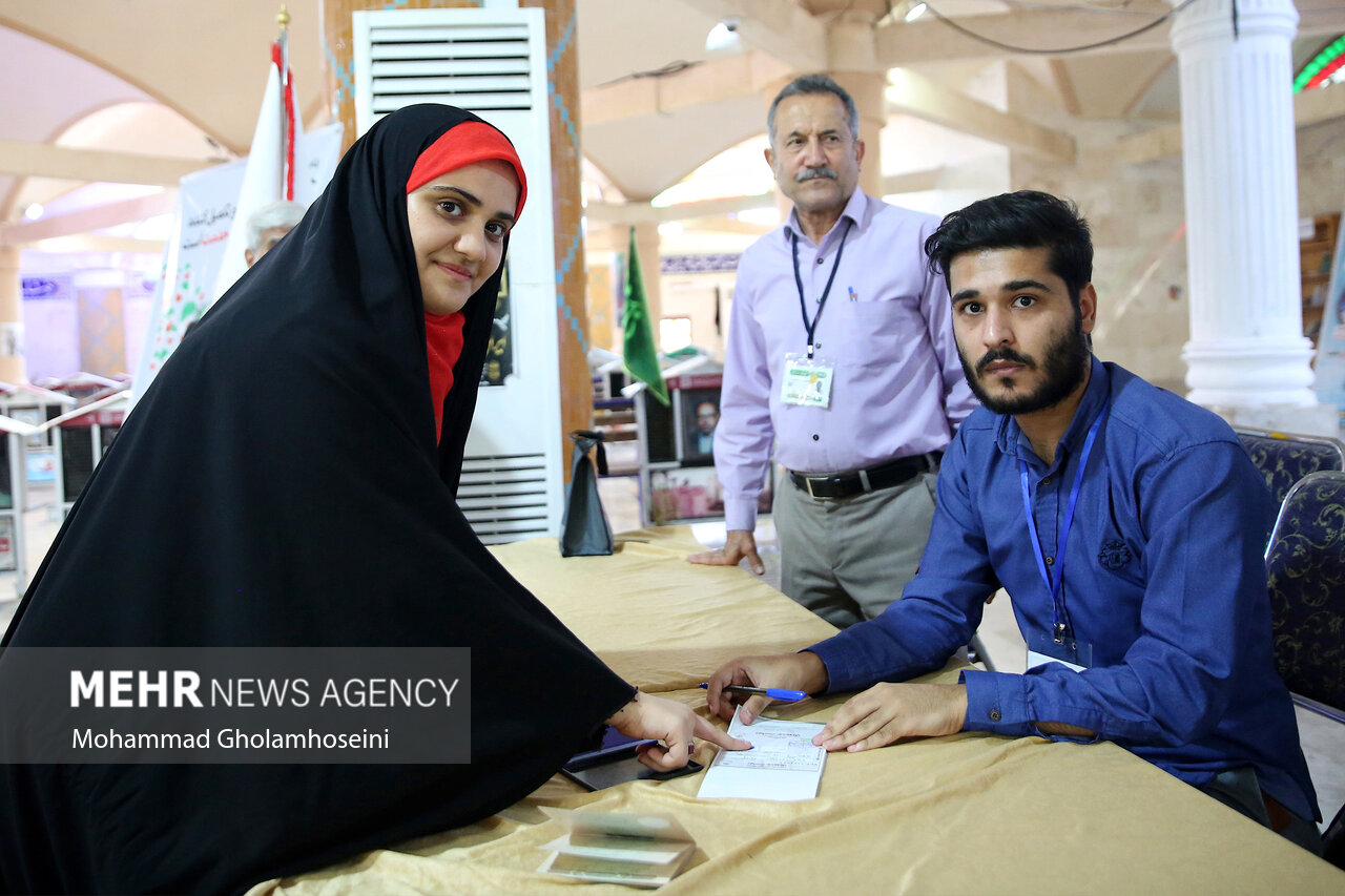 افزایش مشارکت بوشهریها/ رایگیری بهصورت زمینی، دریایی و هوایی