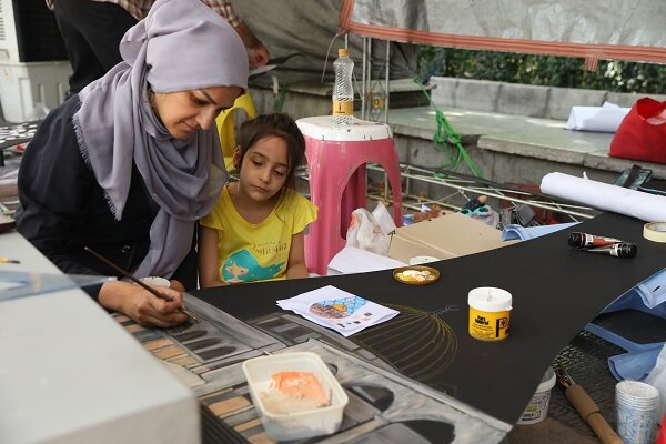 ایجاد خط نگارههای عاشورایی در پارک شهر و بوستان لاله