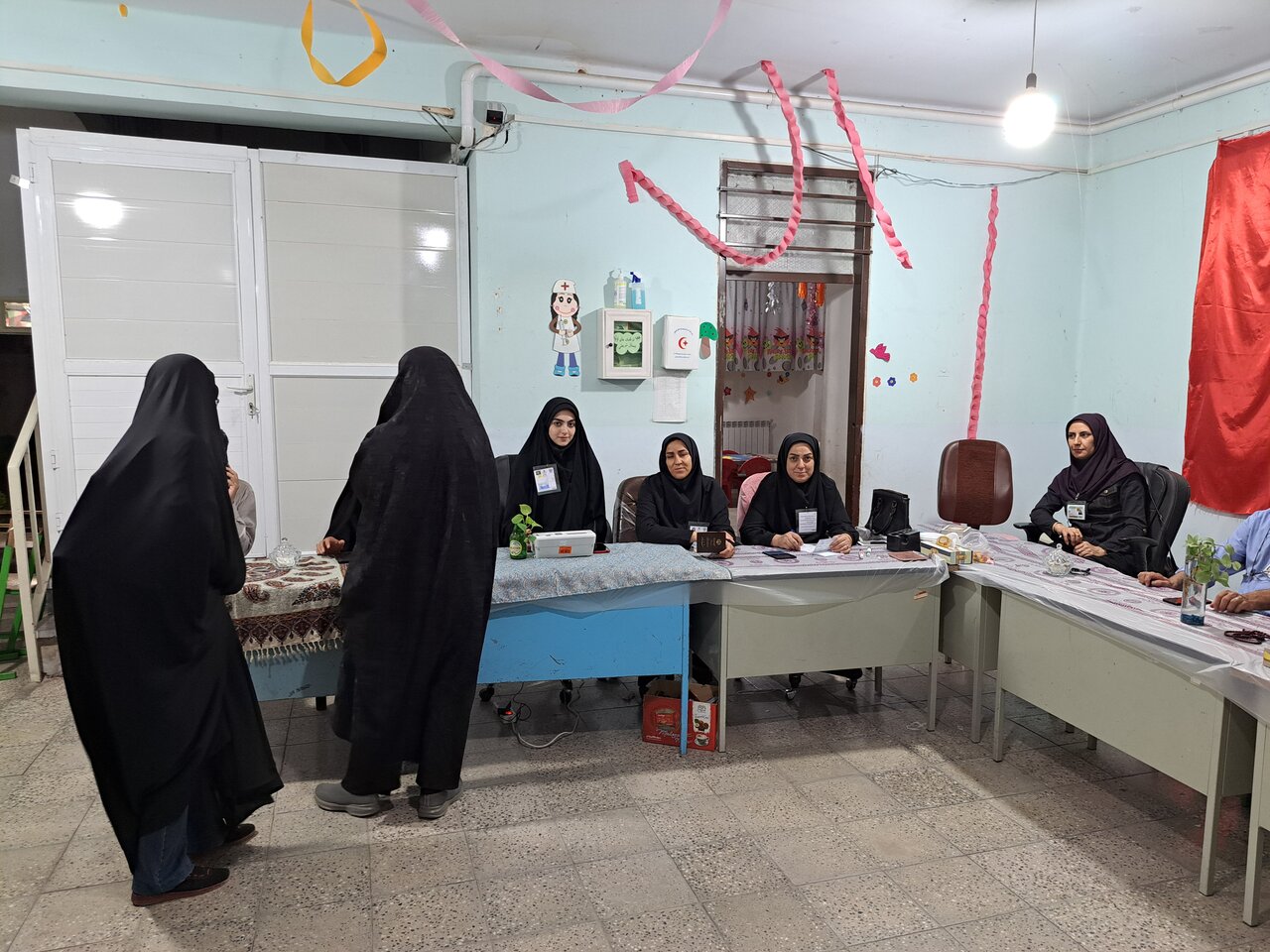 حضور حماسهساز مردم اردستان در پای صندوقهای رأی