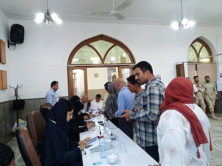 مشارکت ۶۸ درصدی اهالی جزیره خارگ در انتخابات ریاست جمهوری مشارکت ۶۸ درصدی اهالی جزیره خارگ در انتخابات ریاست جمهوری