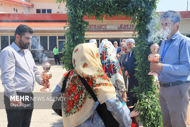 بازگشت اولین گروه حجاج گلستانی