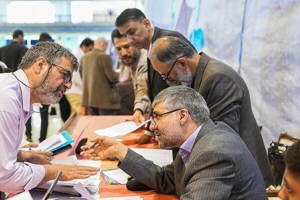 انجام ۲۳۷ هزار و ۵۰۸ مورد ملاقات مردمی توسط مسئولان قضایی سراسر کشور انجام ۲۳۷ هزار و ۵۰۸ مورد ملاقات مردمی توسط مسئولان قضایی سراسر کشور
