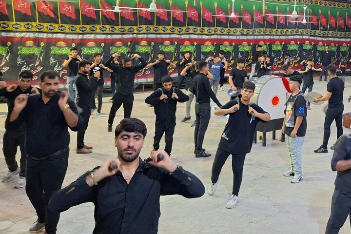 مراسم زنجیرزنی در گناوه