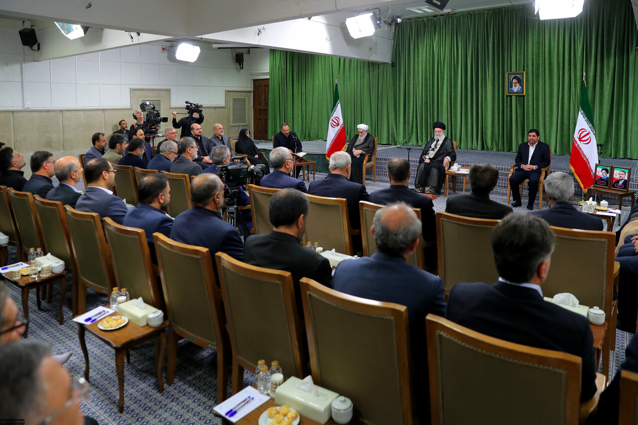 رهبر انقلاب: دولت آقای رئیسی، دولت کار و امید و حرکت بود