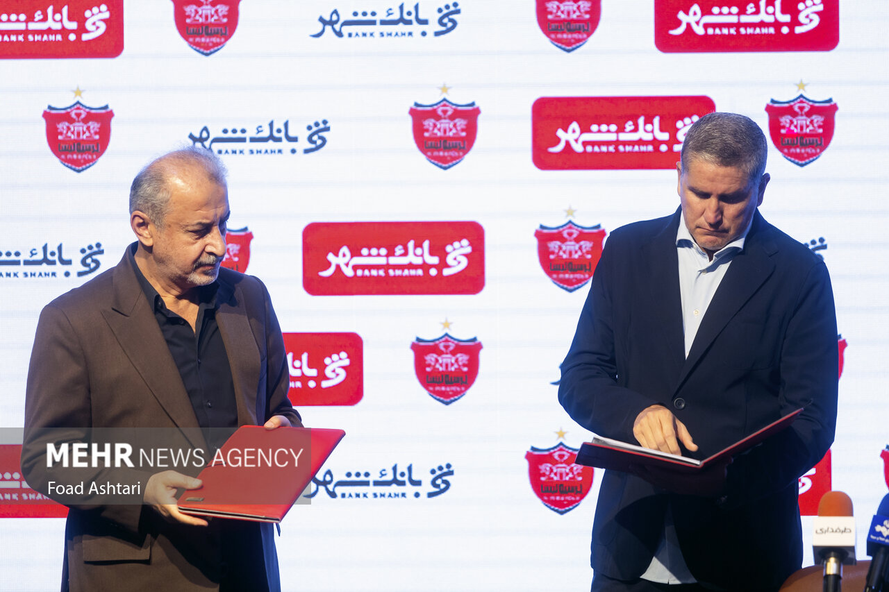 اتفاق نگران کننده درموردسرمربی پرسپولیس / تمدید 30 ساله افتخار نیست 2