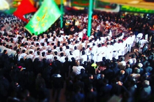 برگزاری آئین کفن پوشان مردم خانوک در حسینیه معلی