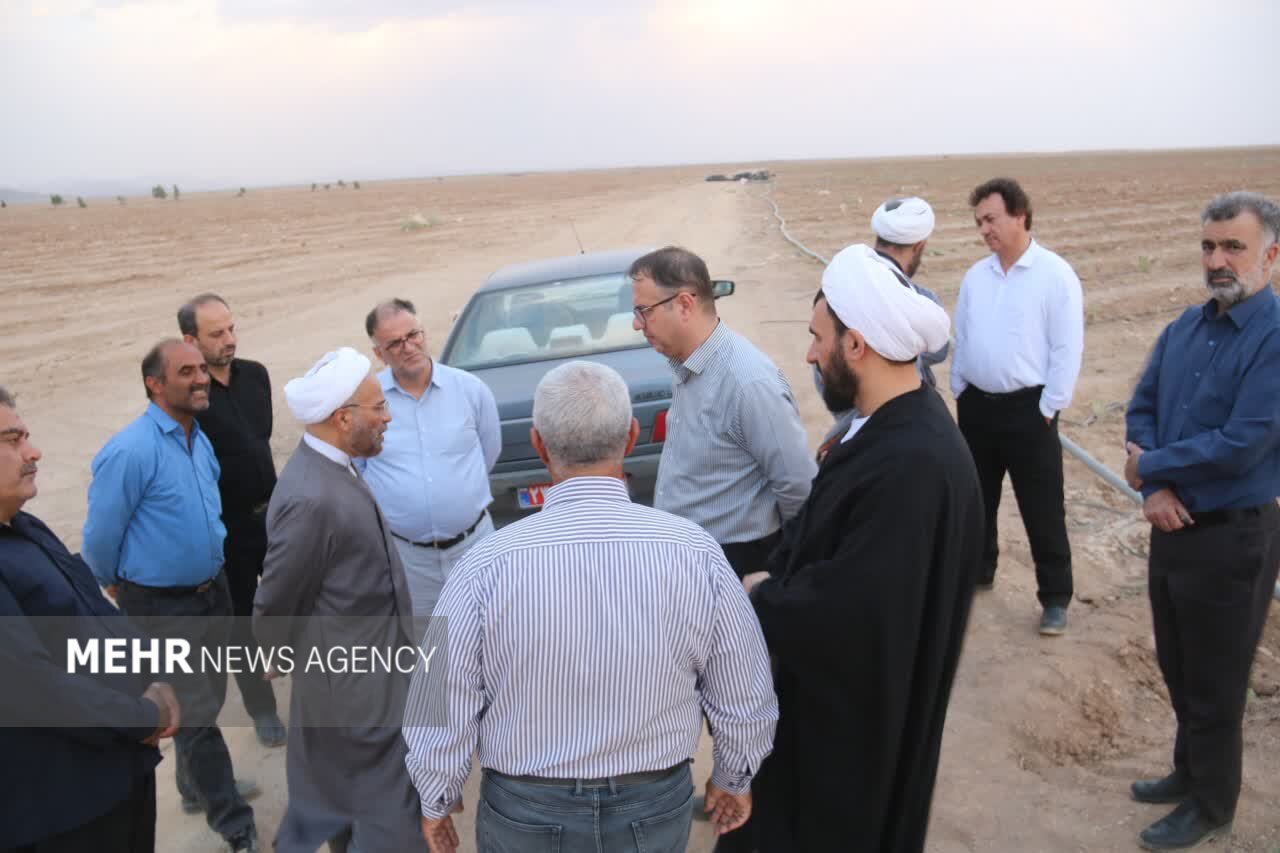 ۱۰۰ هکتار از اراضی موقوفه اصفهان باغ کاکتوس میشود