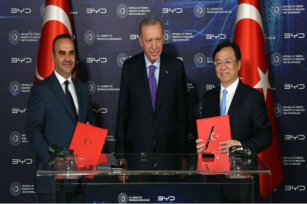 Chinese EV giant BYD to build $1 billion plant in Turkey