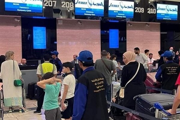 بعد 12 عاماً.. تم هبوط أول طائرة سورية في مطار الرياض