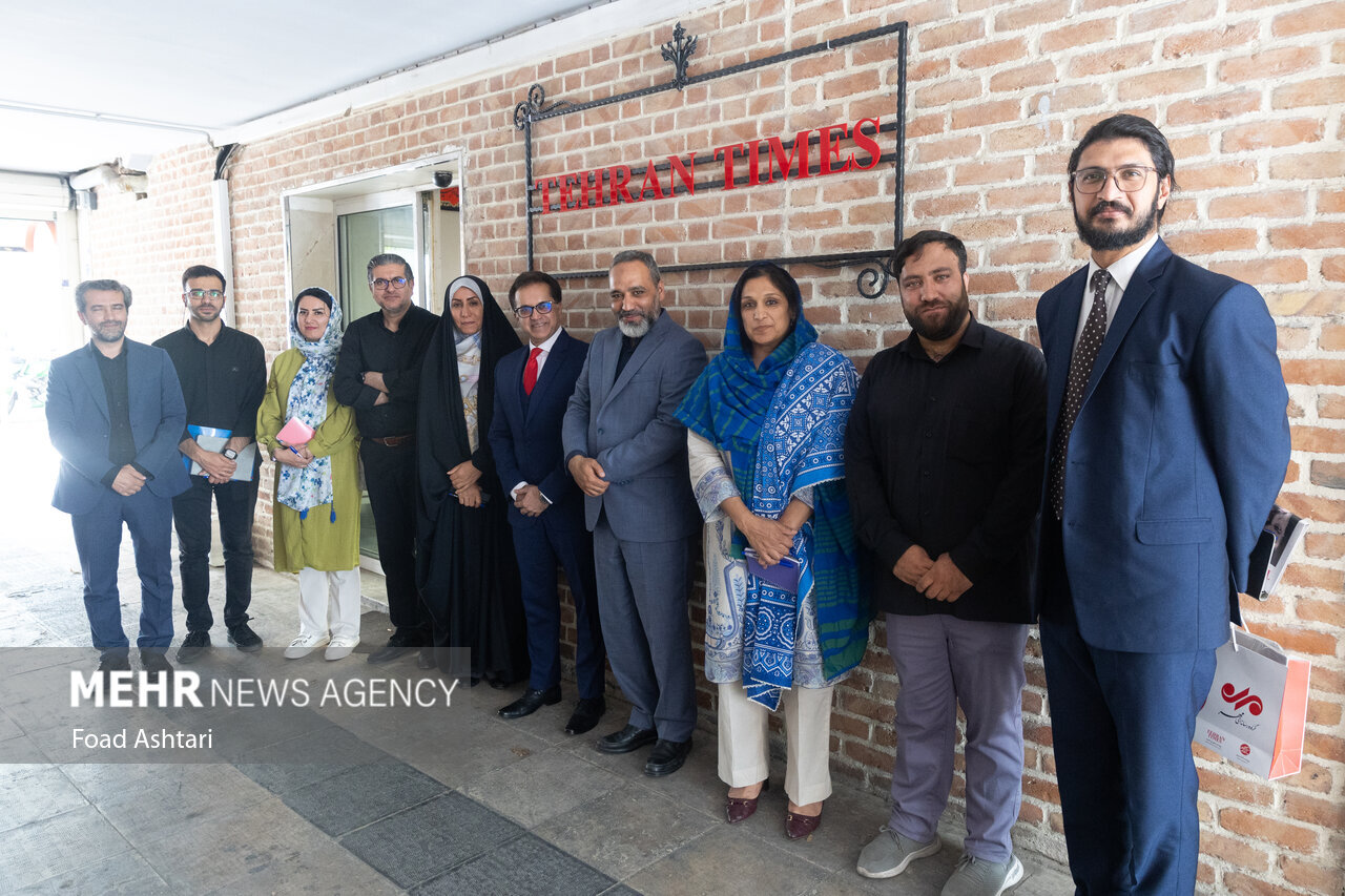 بازدید سفیر پاکستان از خبرگزاری مهر+ تصاویر