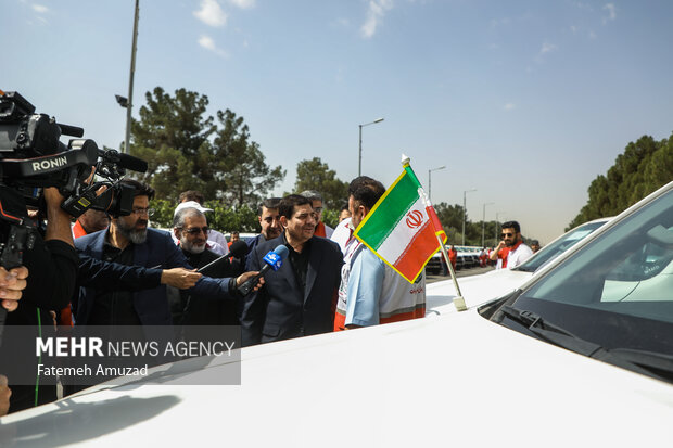 رونمایی از خودروهای جمعیت هلال احمر