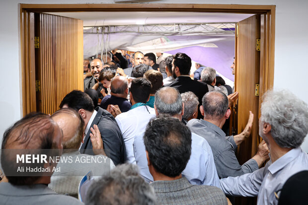دیدار مردمی رئیس جمهور منتخب با اعضای ستادهای استان تهران