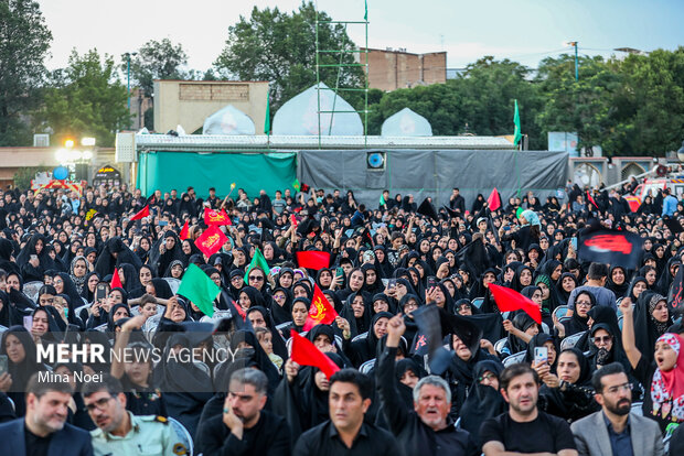 اجتماع بزرگ عزاداران حسینی تبریز در مصلی امام خمینی(ره)