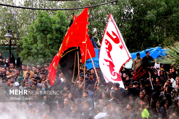 علمگردانی در میناب؛ آئینی کهن با قدمتی ۴۰۰ ساله