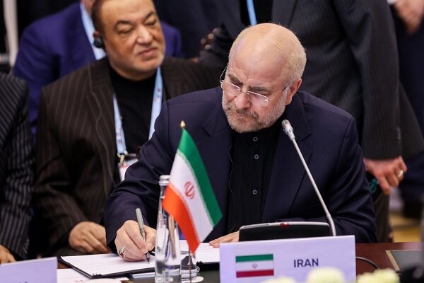 قاليباف: الاتفاق المالي الاخير بين ايران وروسيا يمثل نموذجا ناجحا للتعاون لحذف الدولار
