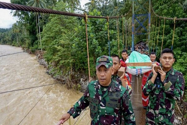 27 dead as Indonesia ends landslide search (+VIDEO)