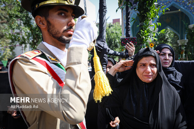 تشییع پیکر شهید گمنام در دانشگاه افسری امام علی (ع) 25