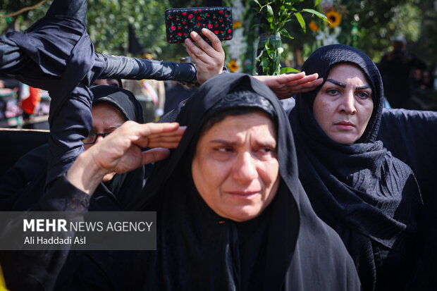 تشییع پیکر شهید گمنام در دانشگاه افسری امام علی(ع)