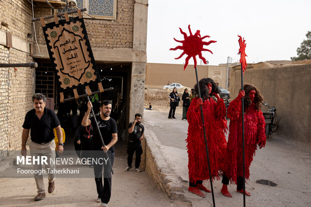 کاروان نمادین امام حسین (ع) در نوش آباد