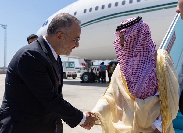 Suudi Arabistan Dışişleri Bakanı Türkiye'de Suudi Arabistan Dışişleri Bakanı Türkiye'de