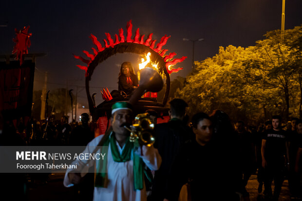 کاروان نمادین امام حسین (ع) در نوش آباد