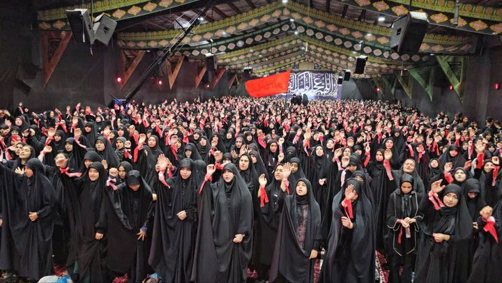 اجتماع بزرگ دخترانه «بنات‌الحسین علیه‌السلام» در همدان برگزار شد