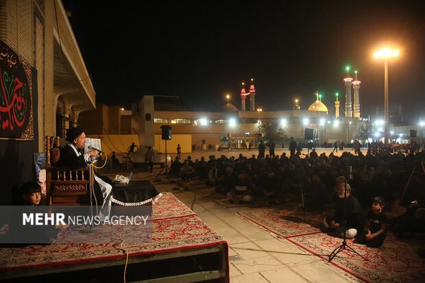 قم المقدسہ میں عشرہ محرم الحرام کی مناسبت سے  اردو زبان میں مجالس جاری+ تصاویر