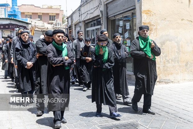 عزاداری ظهر تاسوعا در حسینیه سقایان همدانی مقیم مرکز