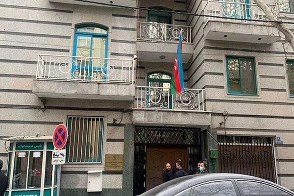 Azerbaycan'ın Tahran Büyükelçiliği yeniden açıldı