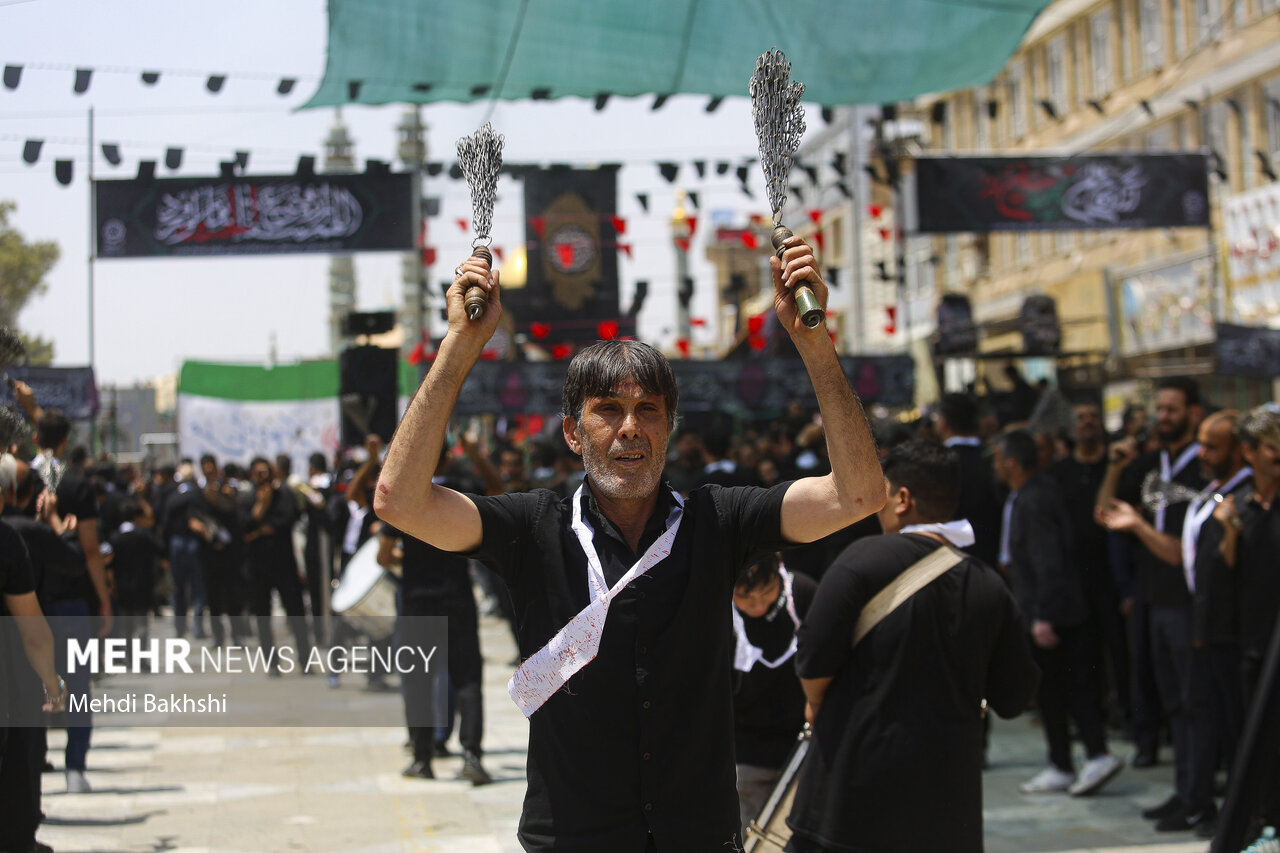 قم سوگوار ماه منیر بنی هاشم(ع)/ حرکت دسته های عزا به سمت حرم مطهر