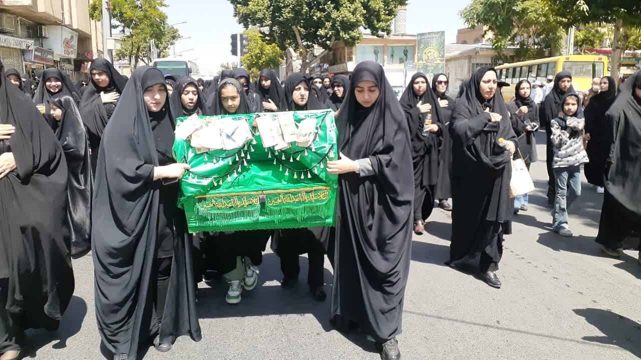 دسته روی عزاداری روز تاسوعا در سنندج برگزار شد