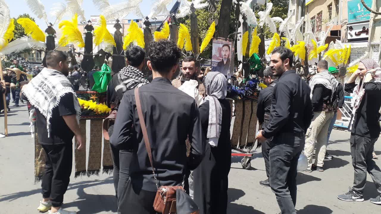 دسته روی عزاداری روز تاسوعا در سنندج برگزار شد