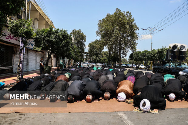 نماز ظهر عاشورا در ۱۸ نقطه استان سمنان؛ تجدید بیعت با آرمان حسین (ع)
