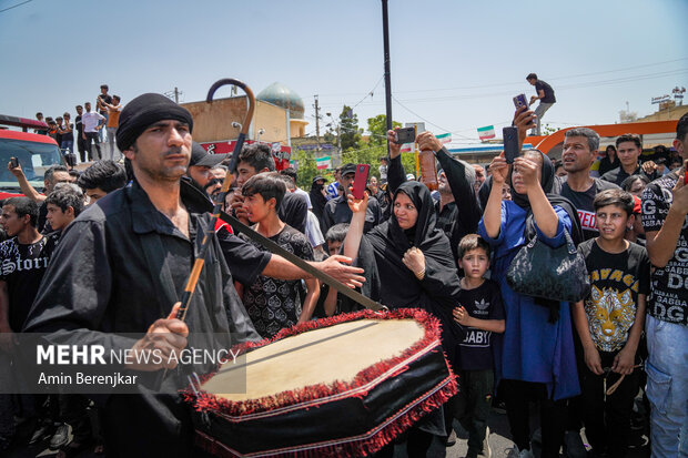 خیمه سوزان ظهر عاشورا در شیراز