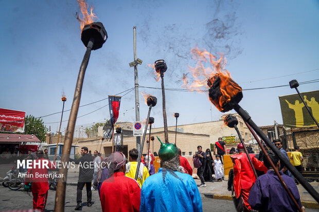 خیمه سوزان ظهر عاشورا در شیراز