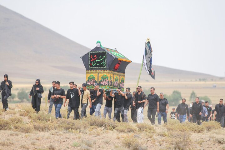 عزاداری مردم در روستای جوبند اهر